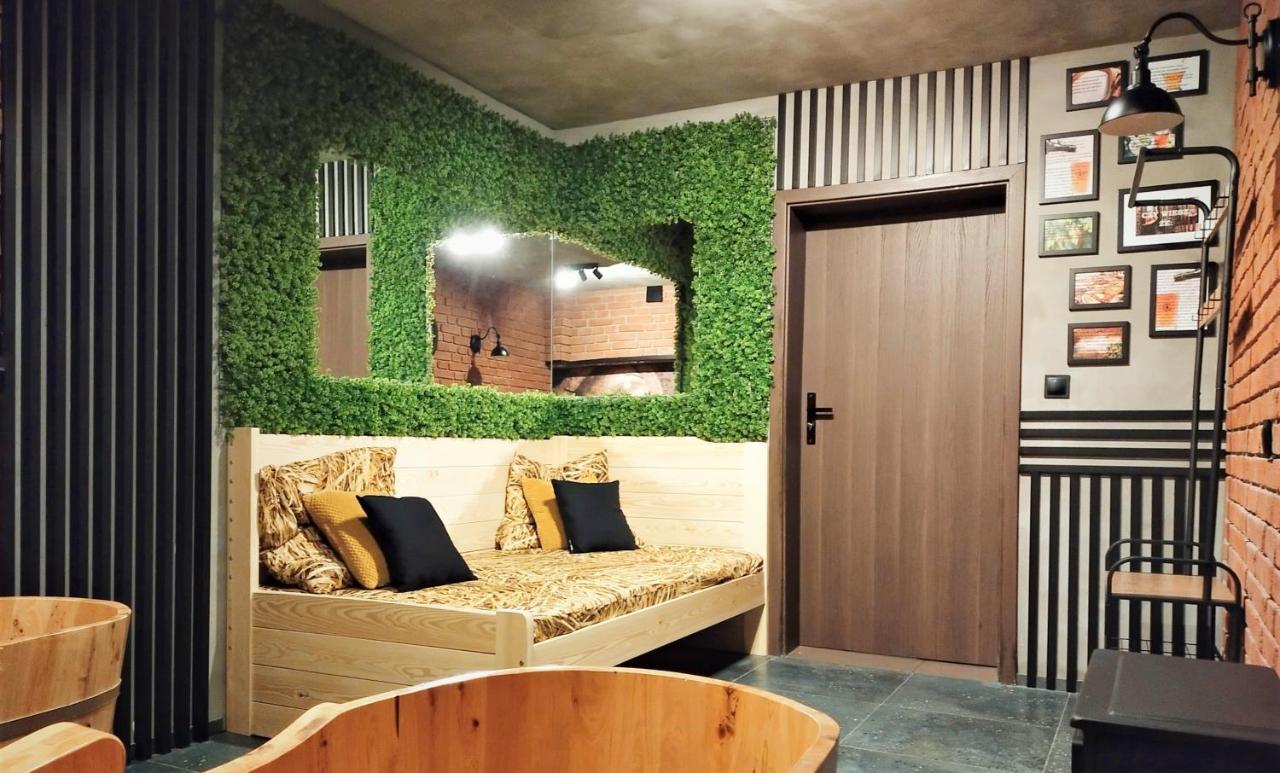 Dworek Nad Stawem & Laznia Piwna Ostrow Mazowiecka Ngoại thất bức ảnh