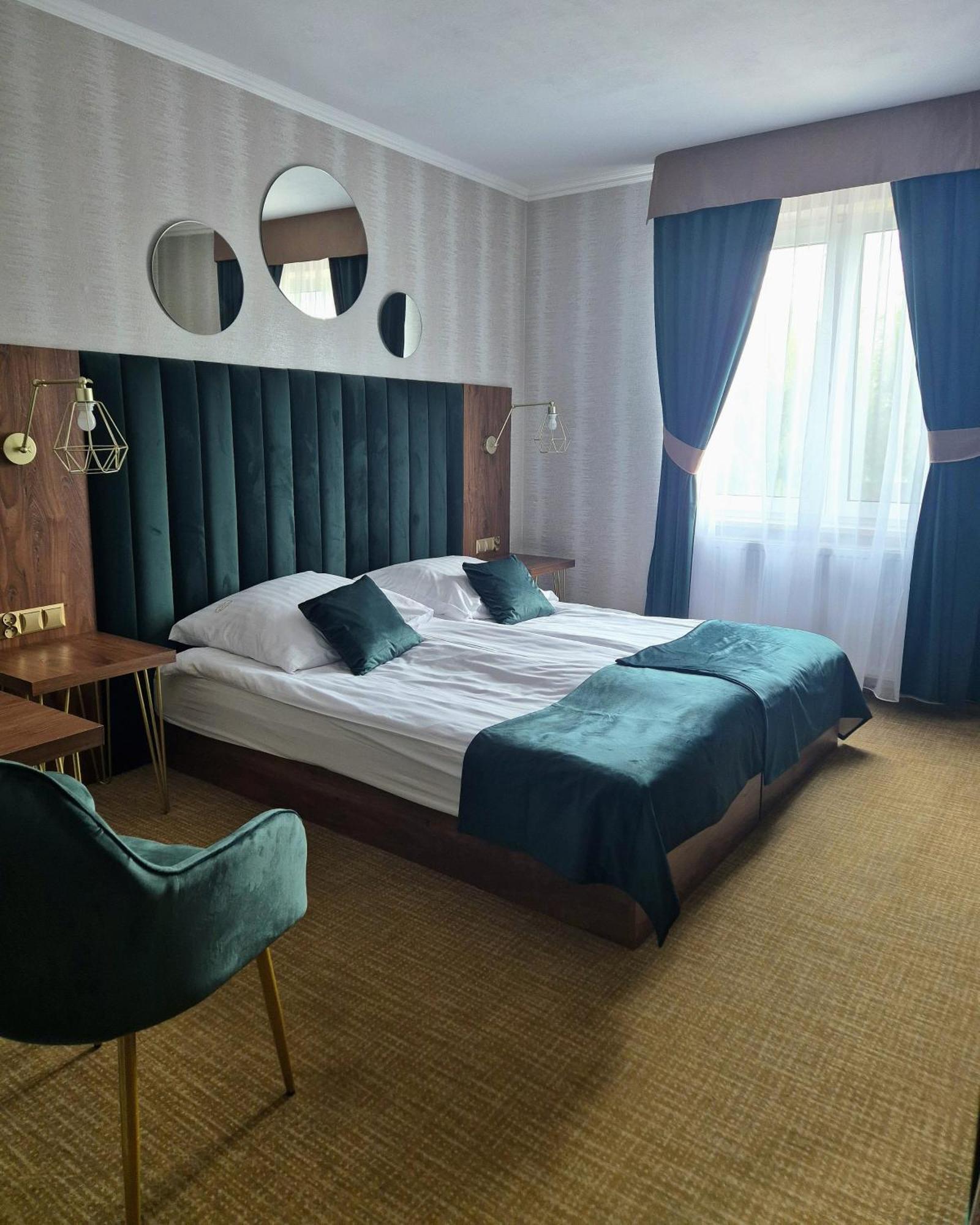 Dworek Nad Stawem & Laznia Piwna Ostrow Mazowiecka Ngoại thất bức ảnh